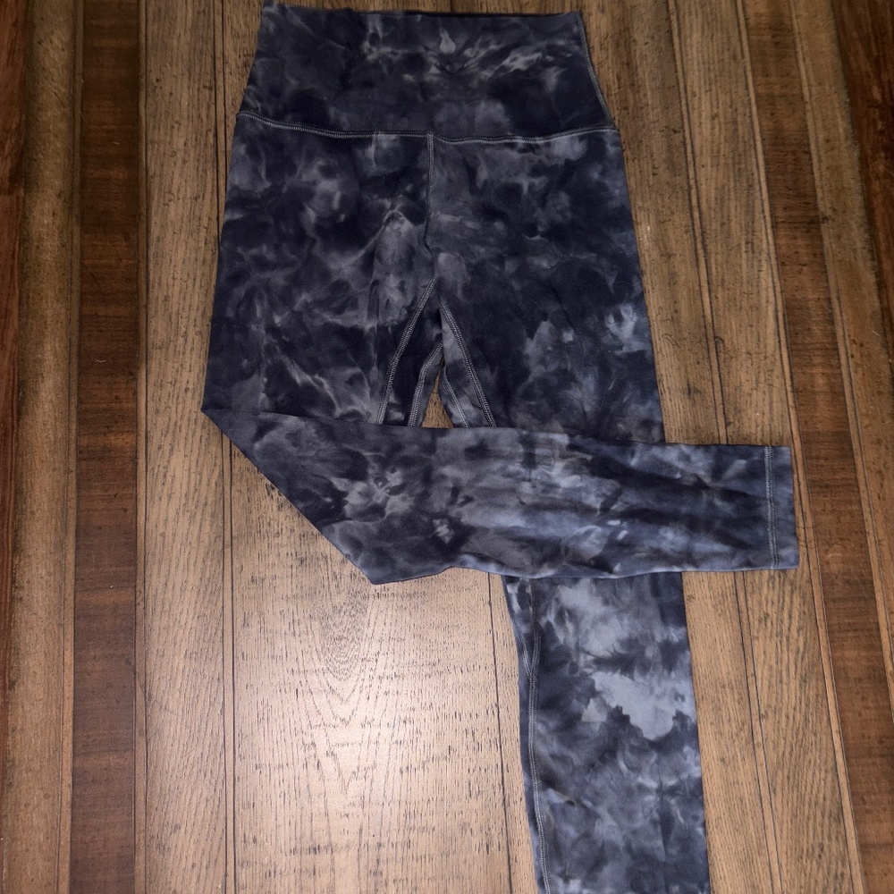 lululemon diamond dye align 23”